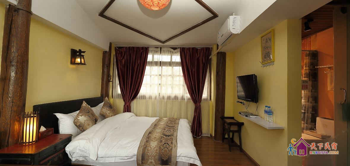 阳光观景蜜月房