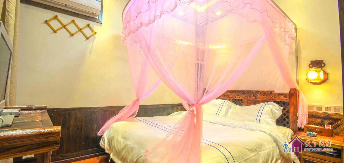 经济阳光大床房