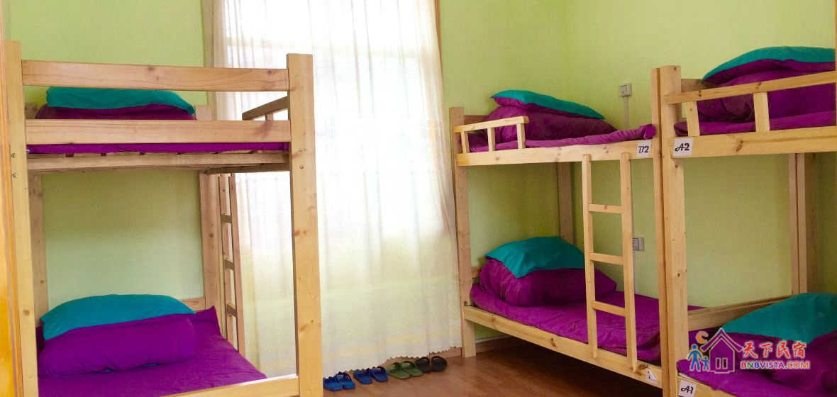 男生6人间(床位)
