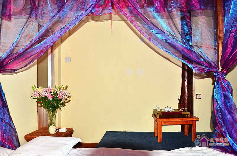 102湛露精品大床房