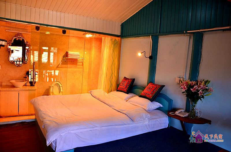 203南窗寄傲舒适大床房