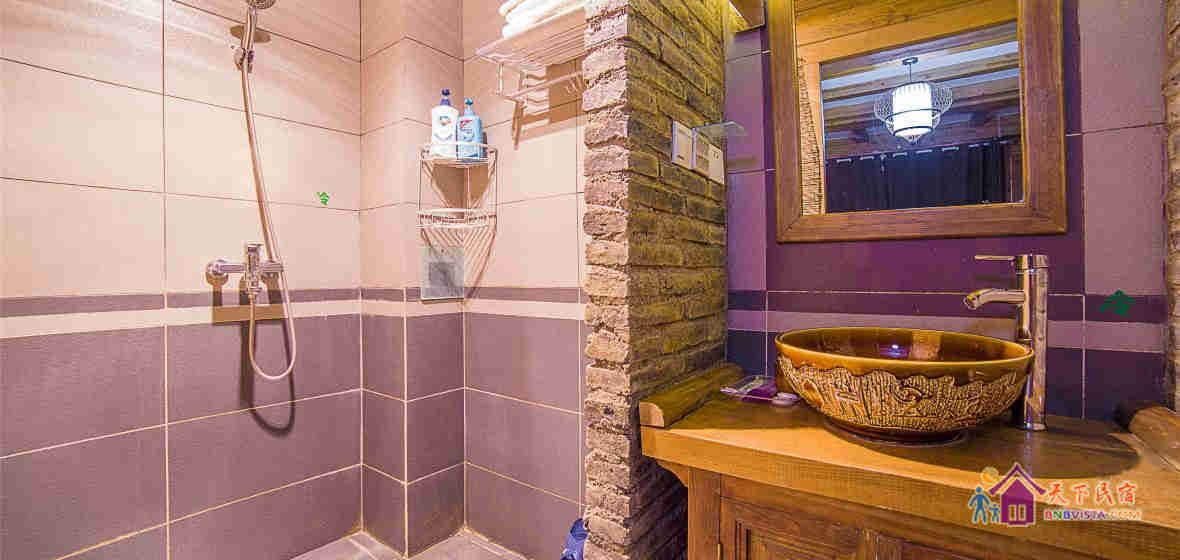 阳光蜜月大床房