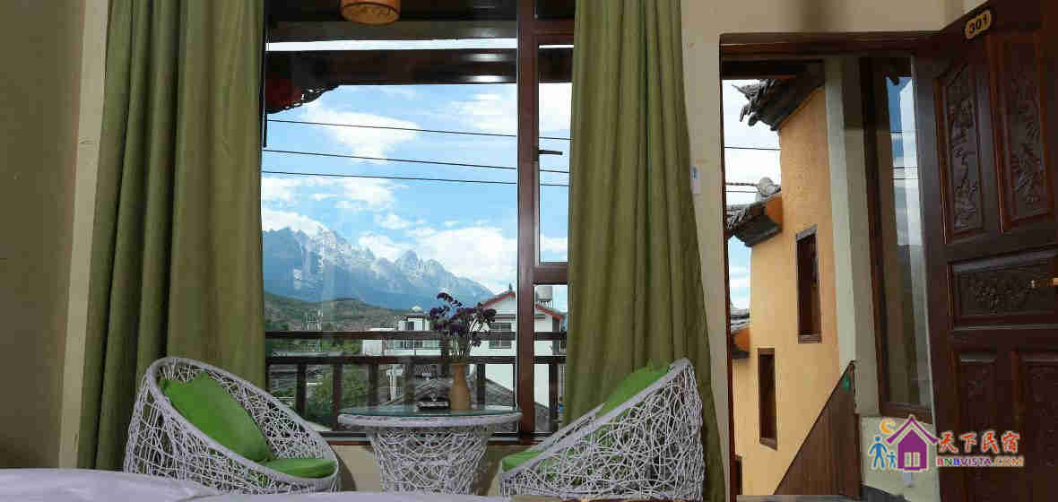 雪山观景标准间