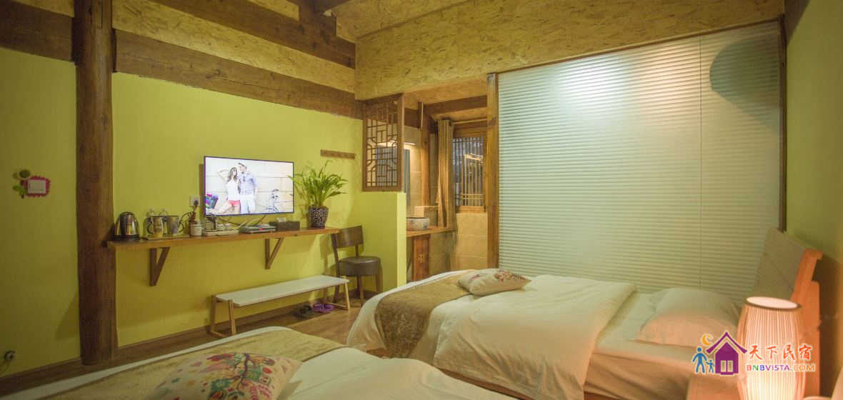 百合花高雅双床房