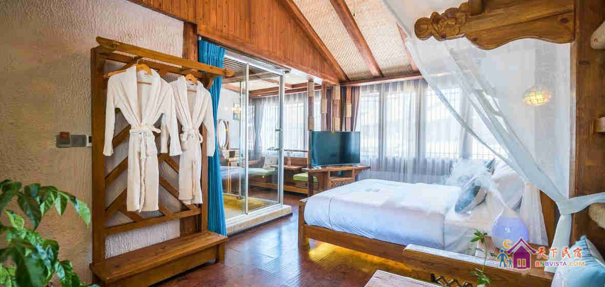 安柏豪华大床房