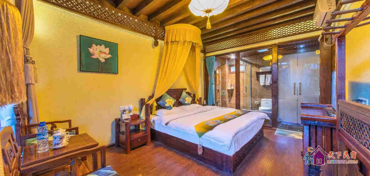 6102彼岸花古典大床房