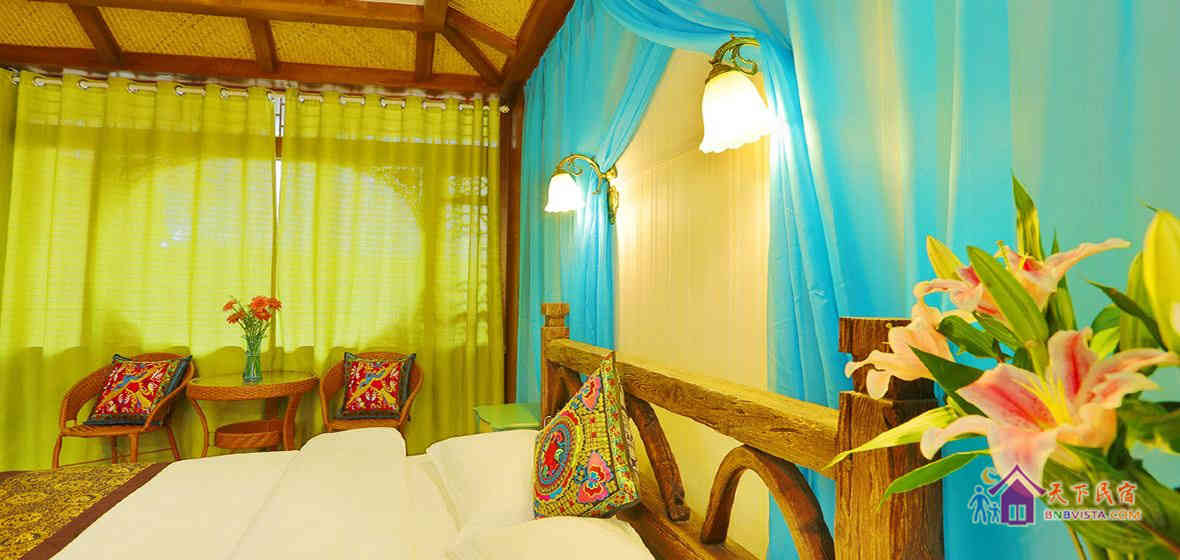 二楼舒适大床房