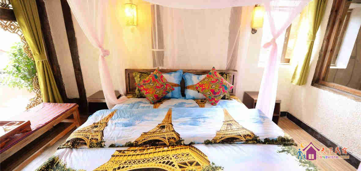 温馨蜜月大床房