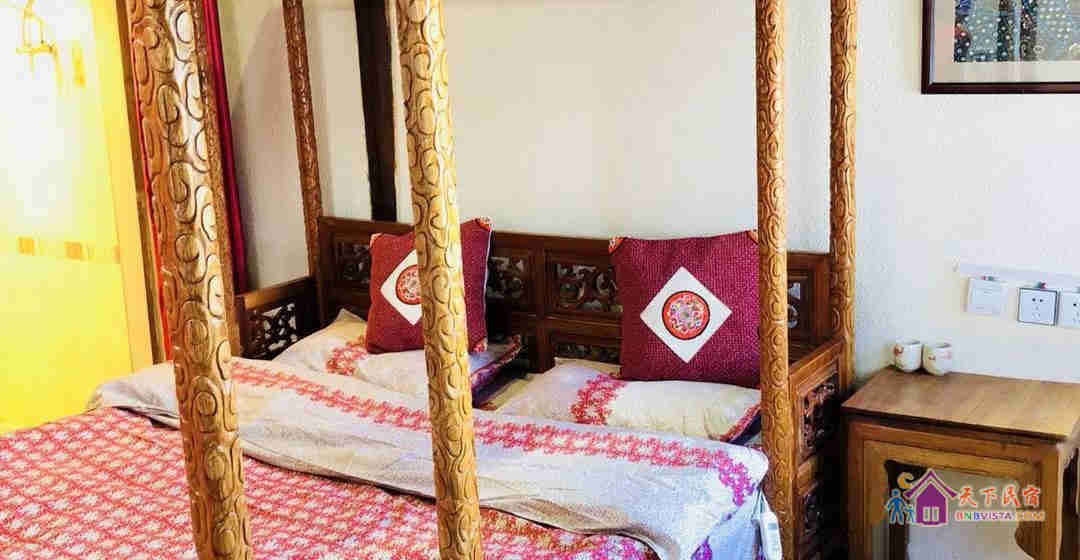 201佳偶天成 龙床房