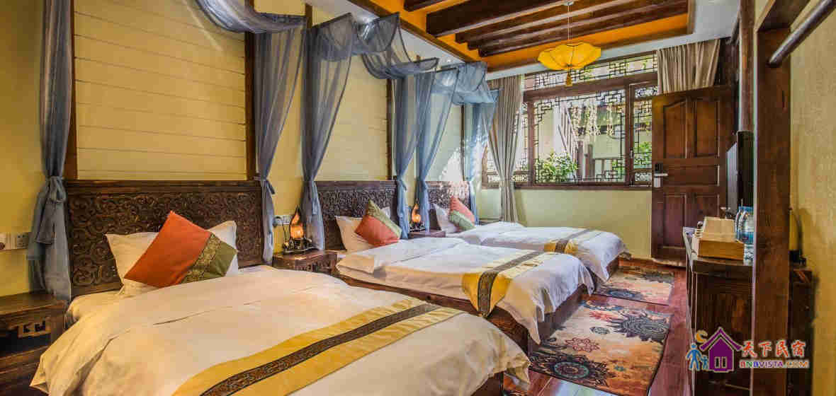 家庭阳光三床房