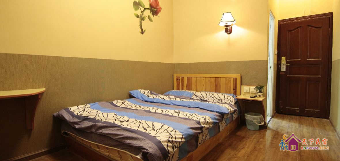 观景阳光大床房