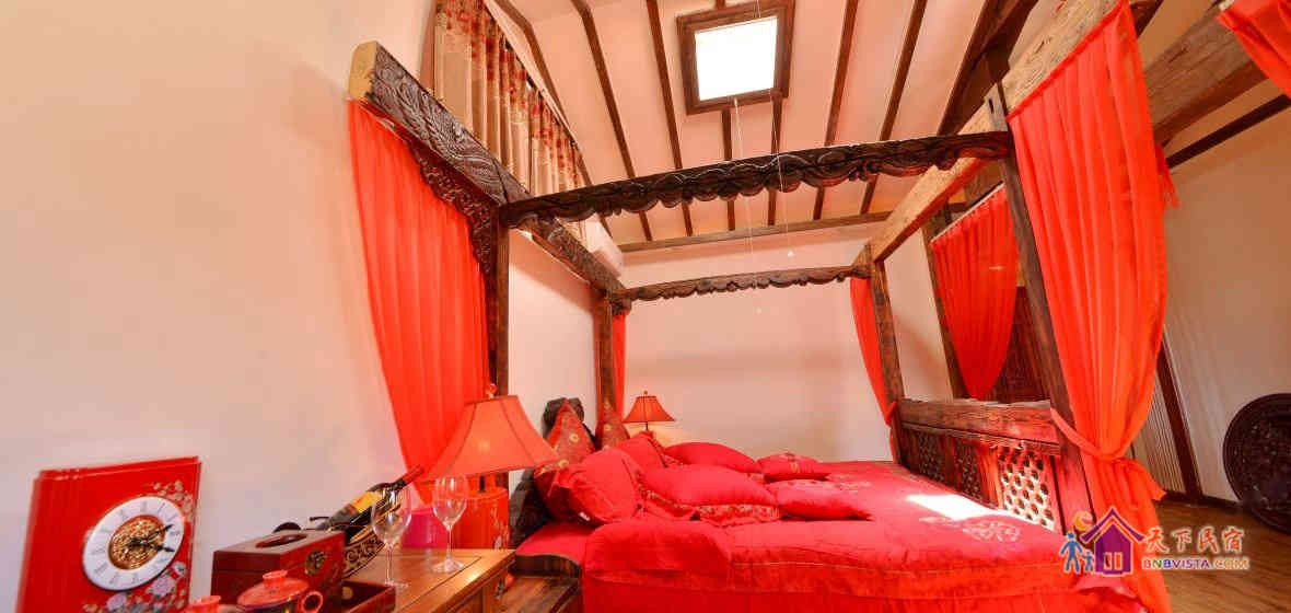 幸福蜜月大床房