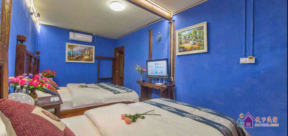 七子温馨家庭房