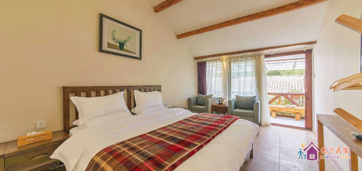 云映桃花大床房