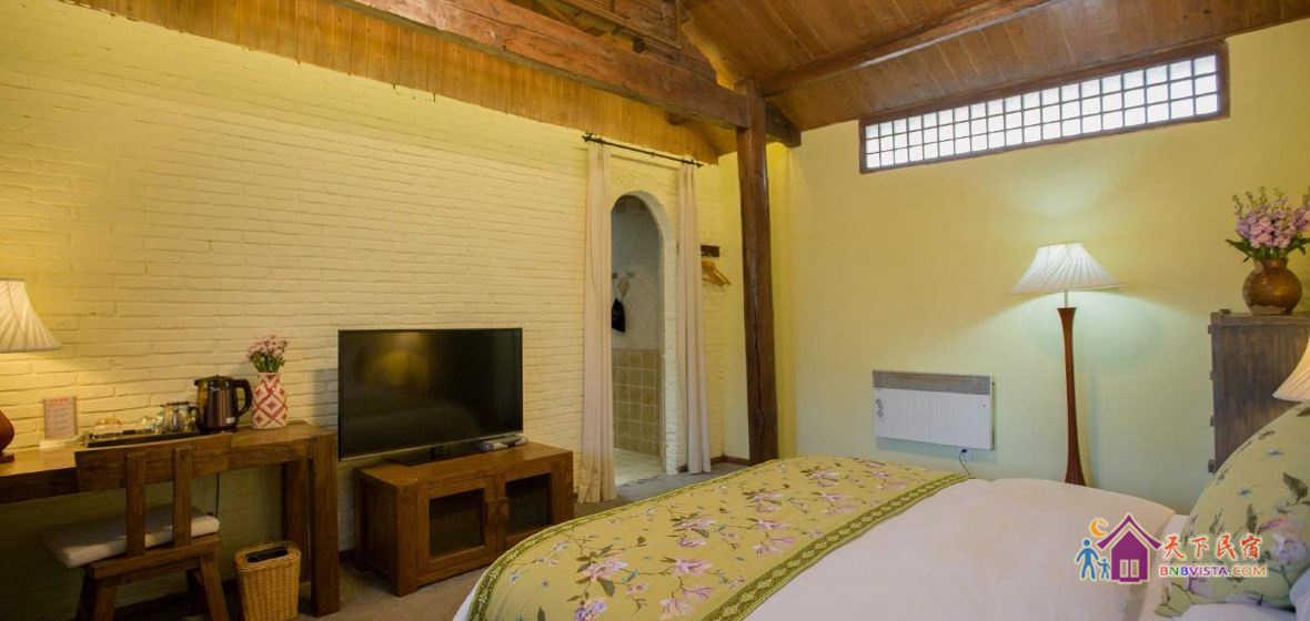 逸居庭院舒适大床房