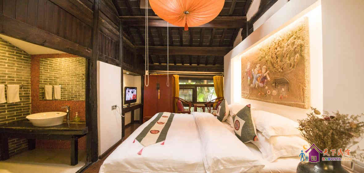 月双辉   (复式大床)