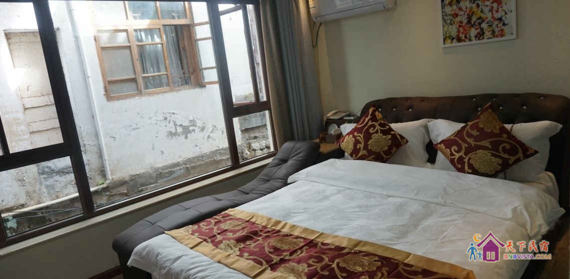 普米石庭院大床房