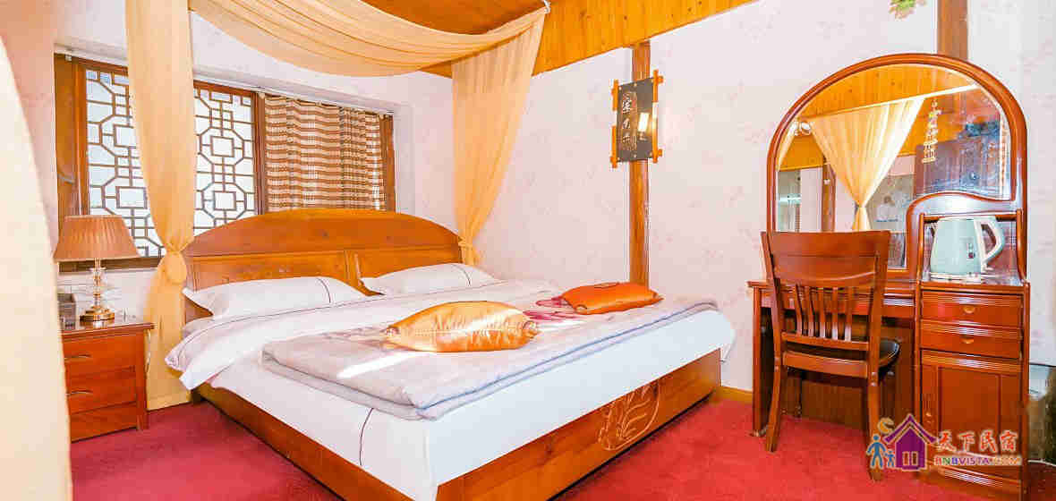 清幽豪华大床房