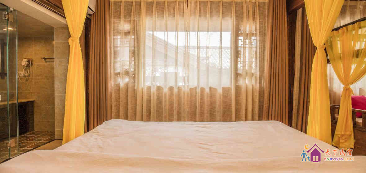 陌上花二楼浪漫蜜月房