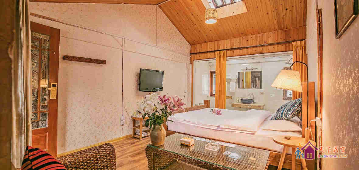 蜜月情侣大床房