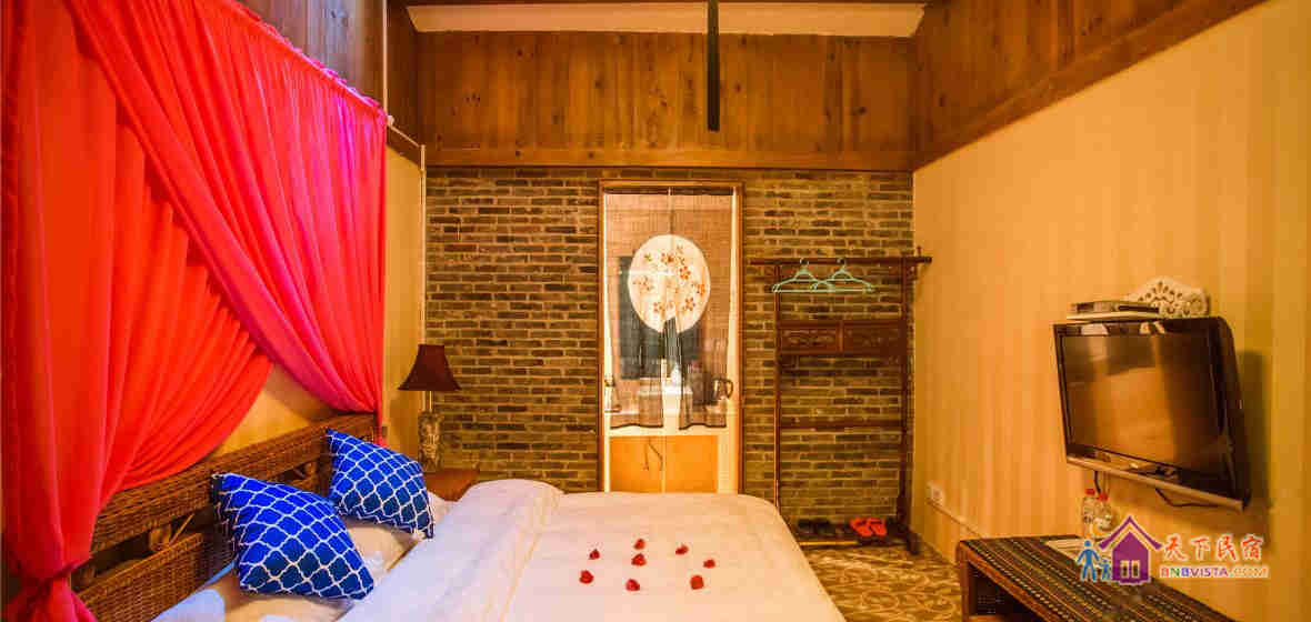 沉香岭--豪华经典大床房201