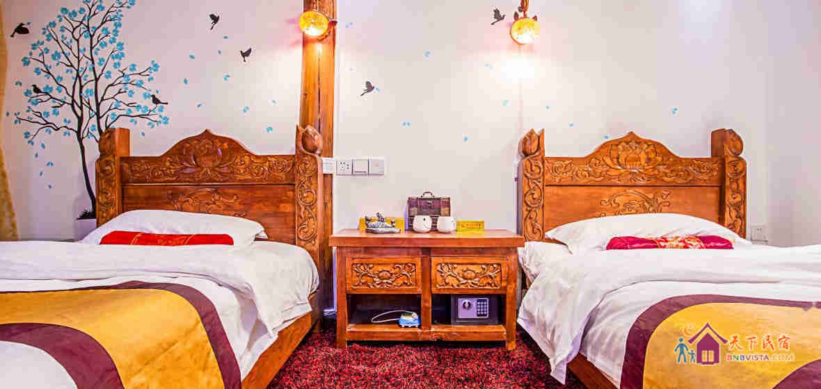 寻蝶轩蜜月圆床房