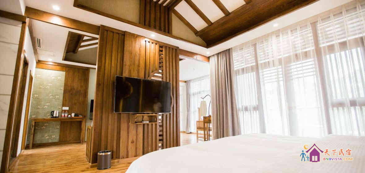 山清水秀观景大套房