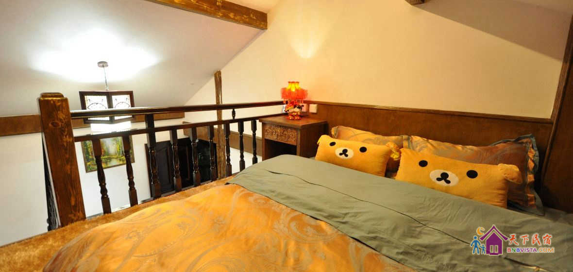 复式蜜月大床房206