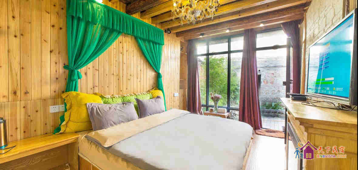 一楼温馨大床房