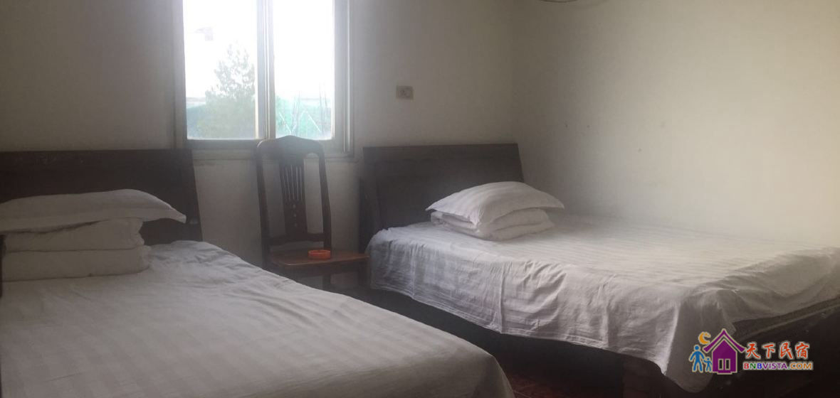 大床房(公共卫浴)