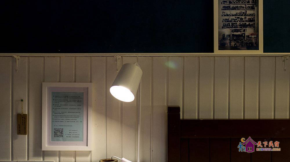 特色主题深蓝色标准间(无窗)