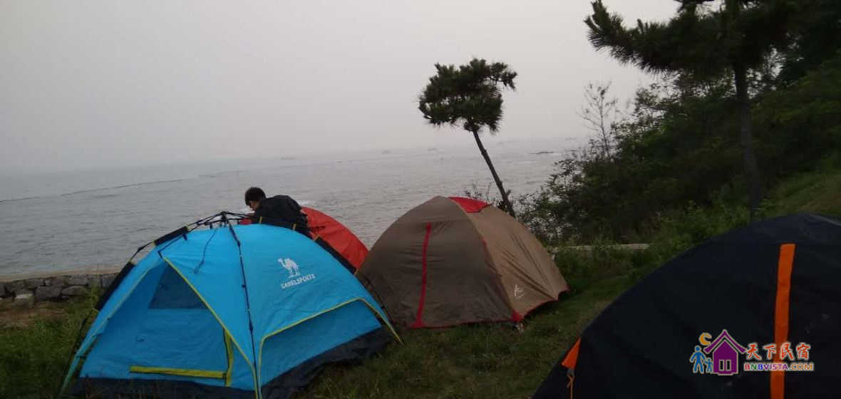 海边沙滩帐篷房