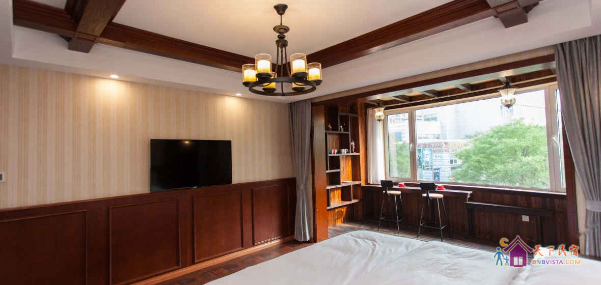 星巴克休闲大床房