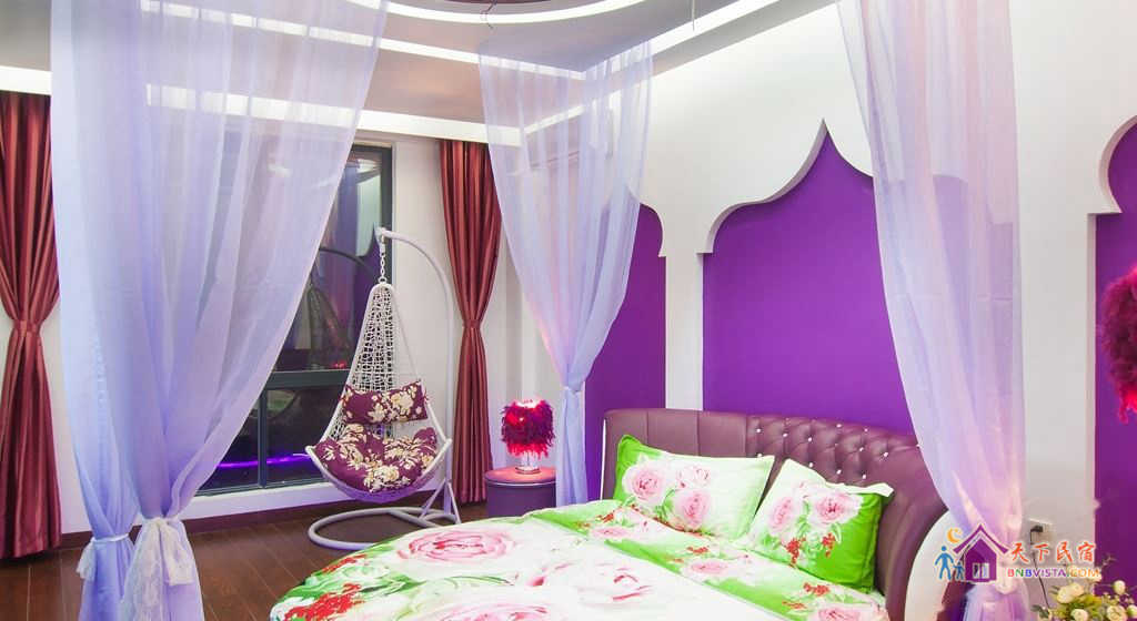 开不了口圆床房