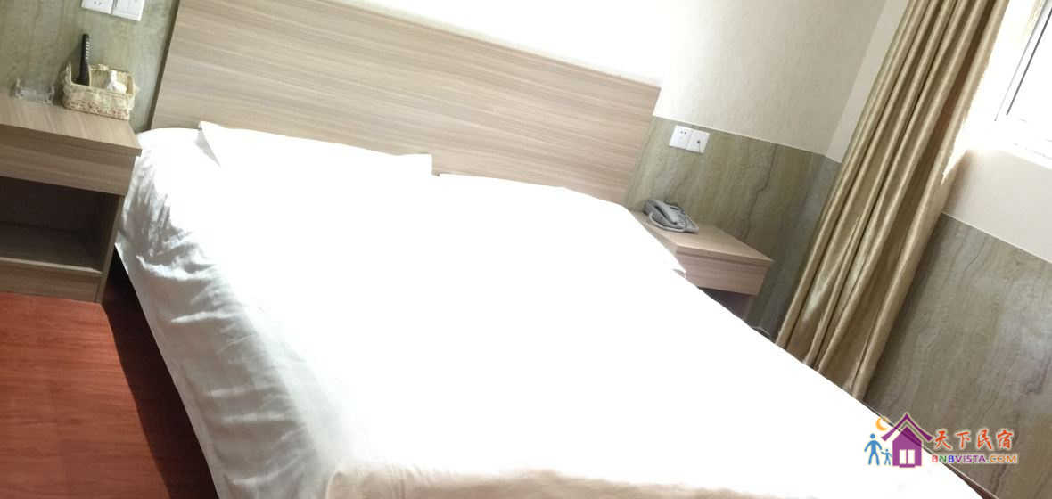 舒适大床房