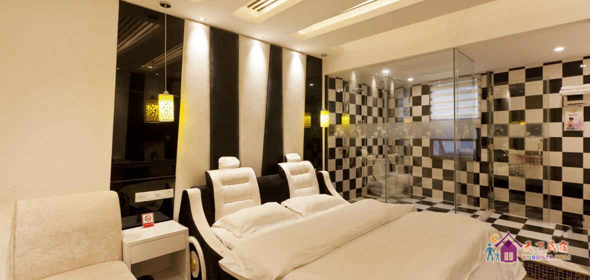 黑色经典主题房