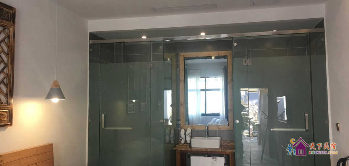 舒适大床标准间