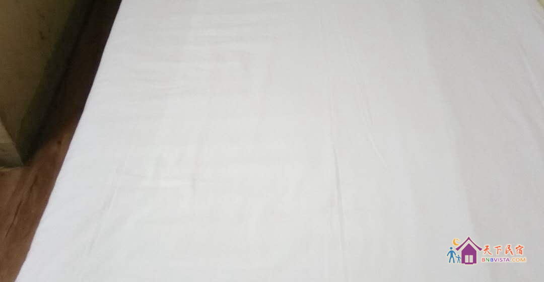 三人空调房(公共卫浴)