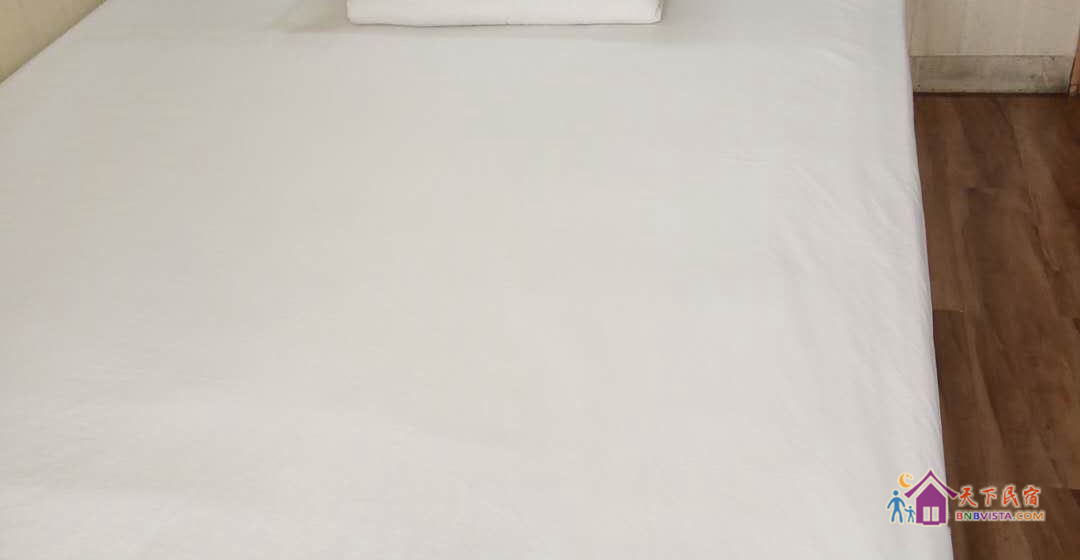 单人电扇房(公共卫浴)