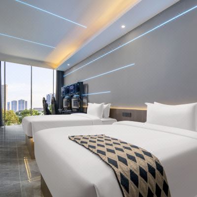 Free|纯享电竞双床房[3080显卡+I7-12700+2K高刷AOC电竞屏]