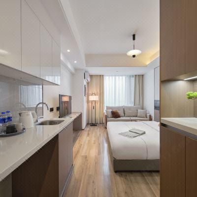 谷草特惠大床房