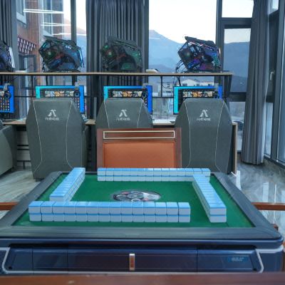 全景天幕四台电脑双床房[ROG电竞设备+32寸165HZ高刷+RTX3070+全景棋牌]