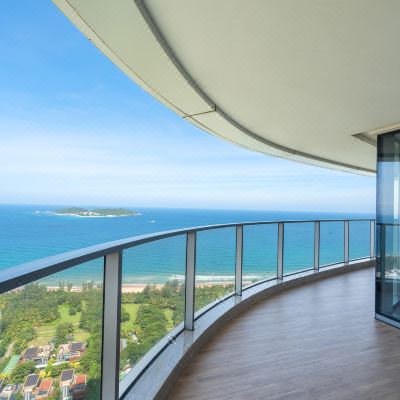 270度豪华三房一厅海景套房（超大海景阳台正面观海）