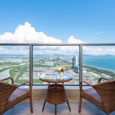 俯瞰碧海两室一厅海景套房（阳台侧海+洗衣机+厨房）