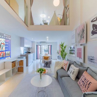 哈勃岛主题复式Loft投影仪双床房温馨岛屿风