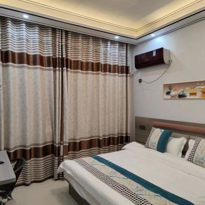 豪华一室大床房