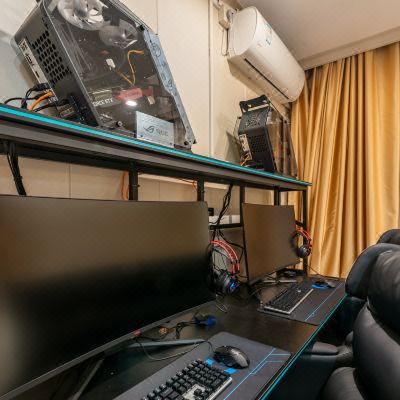 轻奢电竞双人房[RTX 3060+I5 12400CPU+165HZ+32曲面屏]