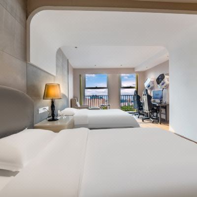 万兆·至臻高配电竞双床房[RTX3090+I7-12700F+32G+2K+240HZ]