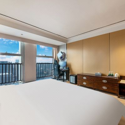 万兆·至臻高配单机大床房[RTX3090+I7-12700F+32G+2K+240HZ]