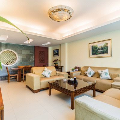 《尊享私家温泉》8房烧烤联排欢聚别墅—自助麻将机－冰箱